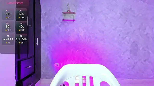 Snapshot of Bellagh1 chatting on October 2025 09:21:01 PM Bellagh1 online show from October 2025 09:21:01 PM