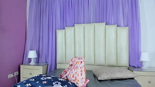 Snapshot of mollieblue69 chatting on January 2025 12:26:01 PM mollieblue69 online show from January 2025 12:26:01 PM
