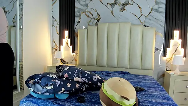 Snapshot of mollieblue69 chatting on January 2025 12:30:01 PM mollieblue69 online show from January 2025 12:30:01 PM