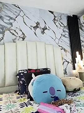 mollieblue69 online show from November 2025 01:02:01 PM