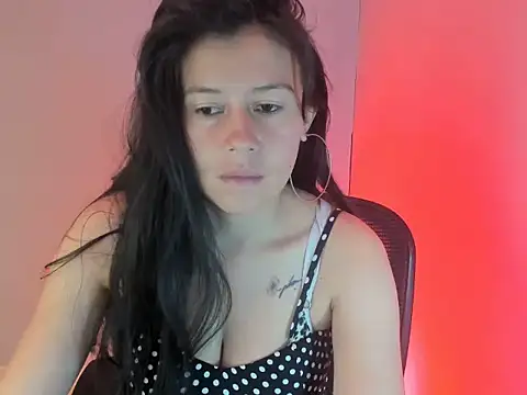 sandyquinnxx online show from December 2025 05:51:01 PM