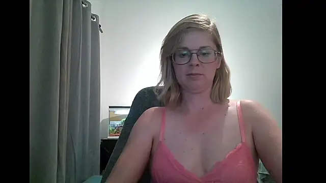 SavannaGirly online show from February 2025 03:08:01 PM