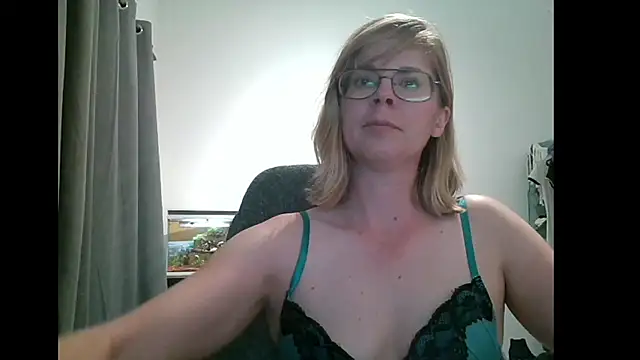 SavannaGirly online show from March 2025 08:05:02 PM