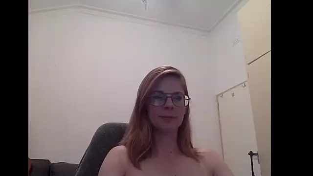 SavannaGirly online show from September 2025 08:03:01 AM