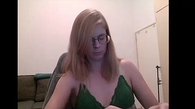 SavannaGirly online show from September 2025 05:59:02 PM