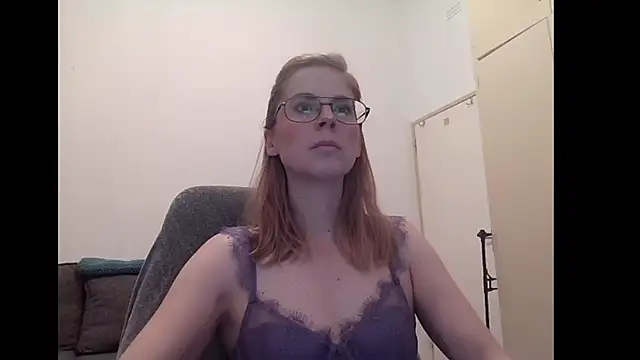 SavannaGirly online show from September 2025 07:43:01 AM