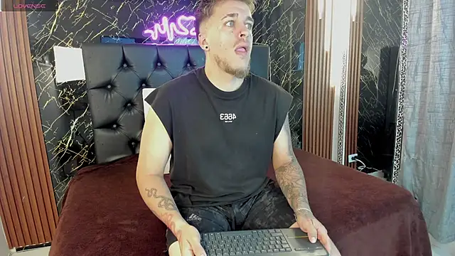 keane lee online show from November 2025 12:27:01 PM