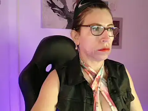 Chayla Ruiz online show from January 2025 01:02:01 PM