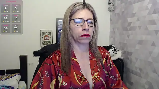 Chayla Ruiz online show from September 2025 11:11:02 AM