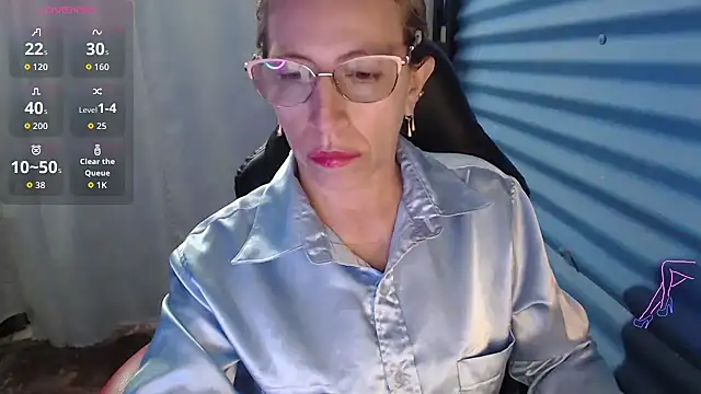 Chayla Ruiz online show from April 2026 11:18:02 PM