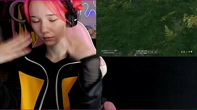 Snapshot of Maya_Viola chatting on November 2025 05:21:01 AM Maya Viola online show from November 2025 05:21:01 AM