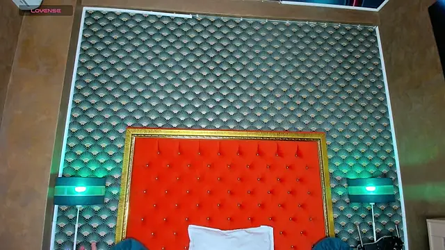 VallerieJones online show from April 2026 12:15:02 PM