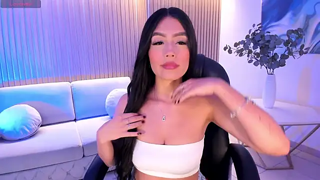 JadeEvansX online show from December 2024 05:15:02 PM