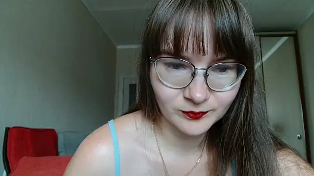 KiraGoldens online show from July 2026 07:17:02 AM