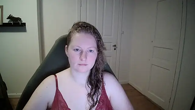 Girlnina-1995 online show from December 2024 09:39:01 AM