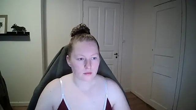 Girlnina-1995 online show from December 2024 08:20:01 AM