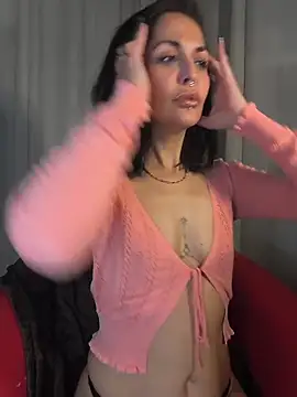Snapshot of Masha_Real_84 chatting on May 2026 08:27:01 PM Masha Real 84 online show from May 2026 08:27:01 PM