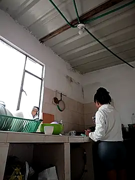 Bigassmommy x online show from October 2025 03:32:01 PM