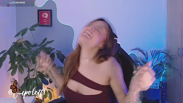 LauPolett online show from November 2025 04:44:02 AM