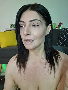 Snapshot of AryaSummersReal chatting on June 2026 07:24:02 AM AryaSummersReal online show from June 2026 07:24:02 AM