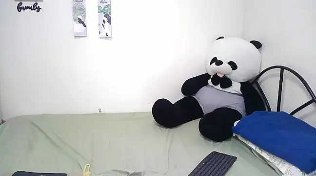 rihanna22 online show from January 2025 03:53:02 PM