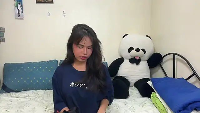 rihanna22 online show from November 2025 01:50:01 PM