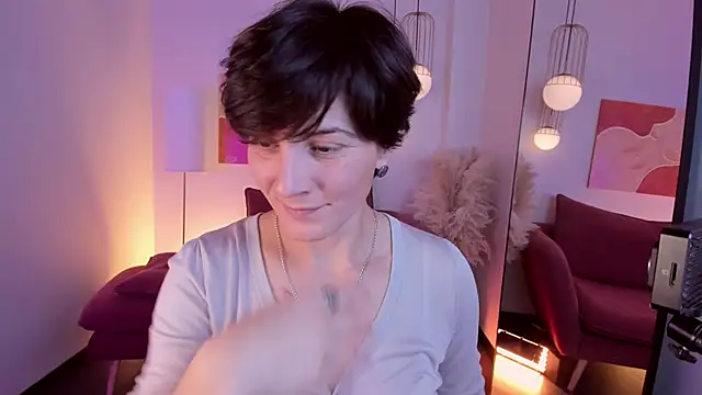 Snapshot of LorenDaze chatting on October 2025 02:05:02 PM LorenDaze online show from October 2025 02:05:02 PM