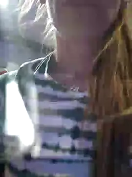 Snapshot of eatmeplease44 chatting on March 2025 06:21:01 AM eatmeplease44 online show from March 2025 06:21:01 AM