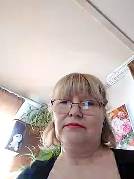 Snapshot of IrmaRose chatting on March 2025 05:32:02 AM IrmaRose online show from March 2025 05:32:02 AM