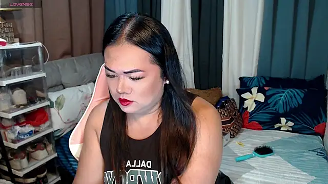 Snapshot of MagnificatMistress chatting on January 2025 07:40:01 PM MagnificatMistress online show from January 2025 07:40:01 PM