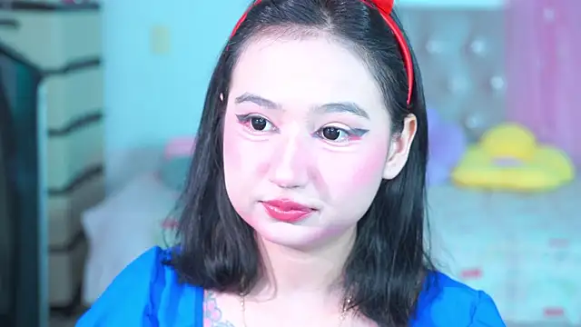 Pinkie Princes online show from June 2026 03:28:02 PM