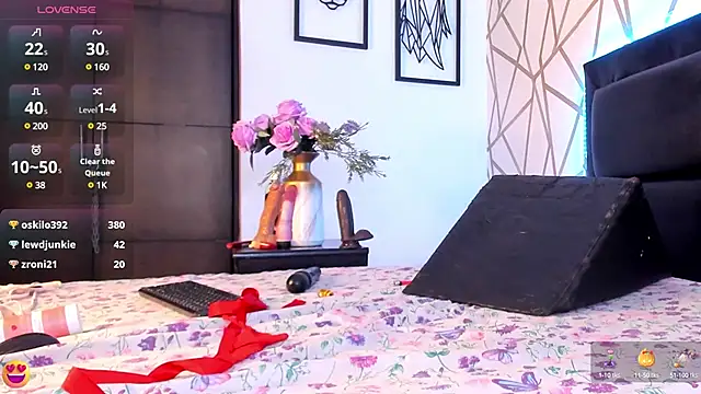 Snapshot of EmilyyRosee_ chatting on March 2025 12:46:01 PM EmilyyRosee online show from March 2025 12:46:01 PM