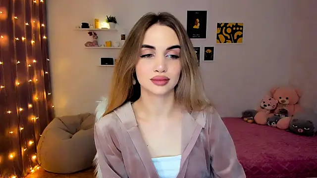 aPieceOfJoy online show from December 2024 09:33:01 PM