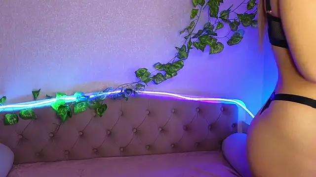 ParadisePleasure  online show from January 2025 01:47:01 AM