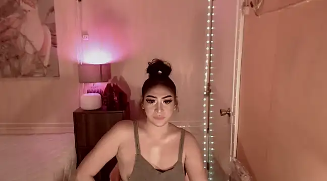 Snapshot of Biancafoxie chatting on February 2025 05:18:01 AM Biancafoxie online show from February 2025 05:18:01 AM