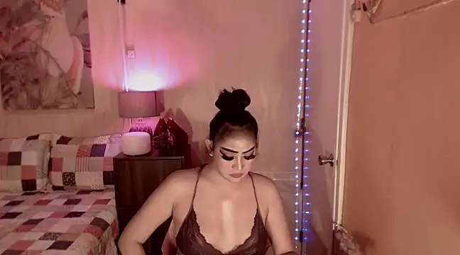 Snapshot of Biancafoxie chatting on February 2025 06:44:02 AM Biancafoxie online show from February 2025 06:44:02 AM