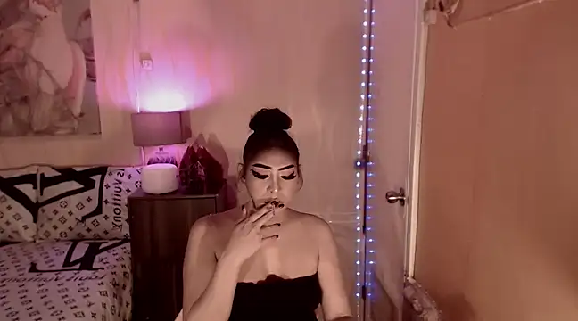 Snapshot of Biancafoxie chatting on March 2025 07:49:02 AM Biancafoxie online show from March 2025 07:49:02 AM