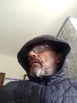 Snapshot of superzeus1 chatting on November 2025 12:06:01 PM superzeus1 online show from November 2025 12:06:01 PM