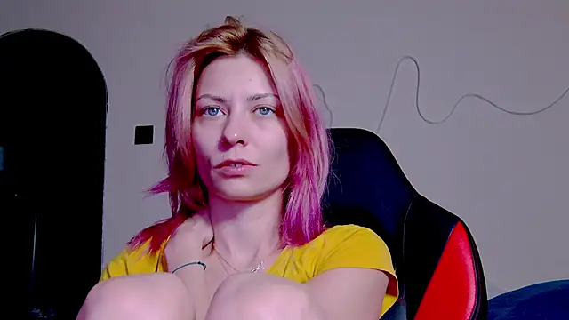 karo123421 online show from November 2025 09:08:01 PM