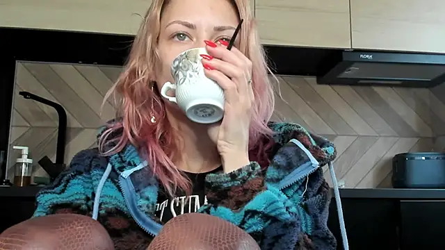 karo123421 online show from December 2025 05:57:01 AM