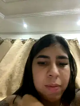 Snapshot of iarinhalatina chatting on November 2025 09:31:02 PM iarinhalatina online show from November 2025 09:31:02 PM