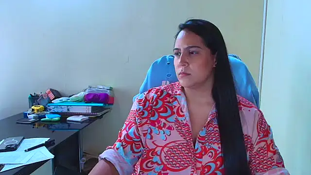 kendall 52 online show from October 2025 05:30:01 PM