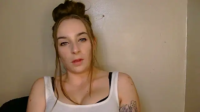 Snapshot of superrnovaaa777 chatting on January 2025 11:07:01 PM superrnovaaa777 online show from January 2025 11:07:01 PM