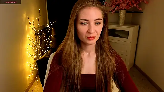 Snapshot of Adelyna_Bird chatting on May 2026 07:04:01 AM Adelyna Bird online show from May 2026 07:04:01 AM
