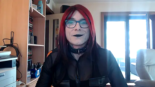 Snapshot of _Davine_ chatting on October 2025 02:59:02 PM Davine online show from October 2025 02:59:02 PM