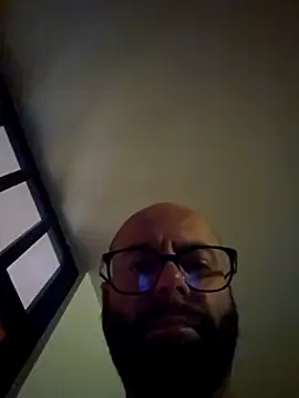 Snapshot of Dolceporco19 chatting on November 2025 05:12:02 PM Dolceporco19 online show from November 2025 05:12:02 PM