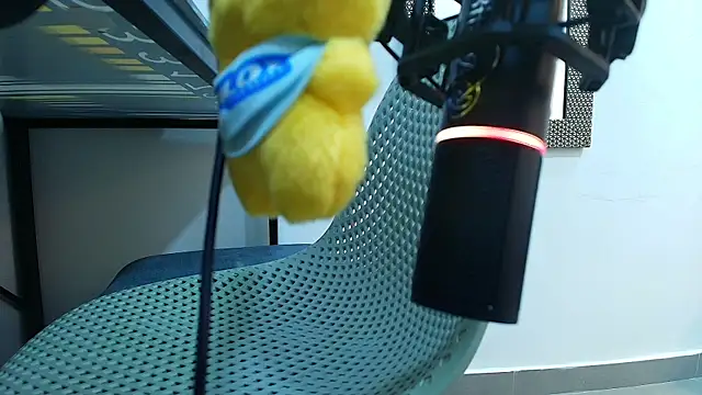 Kenya--Buhle online show from October 2025 12:00:02 PM