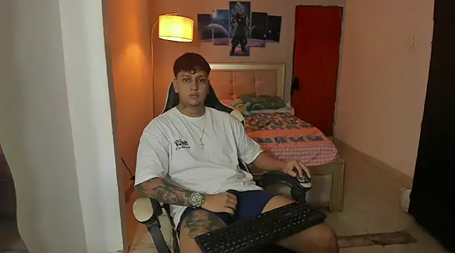 Jake simons online show from December 2024 01:38:02 PM