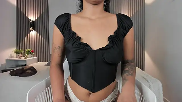 Snapshot of Zafiiraa chatting on July 2026 03:41:02 AM Zafiiraa online show from July 2026 03:41:02 AM
