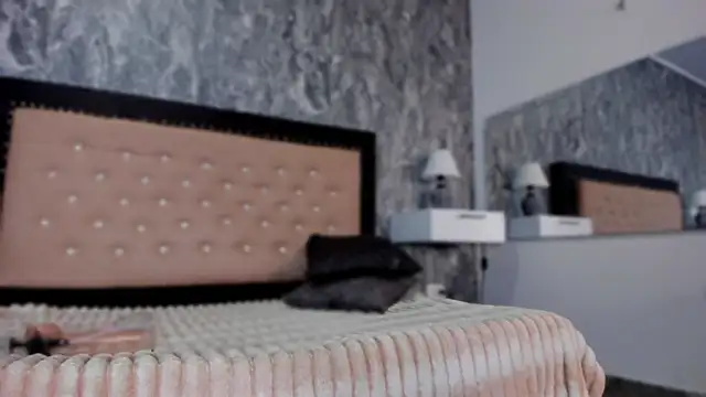 Lia sarahi online show from October 2025 11:28:02 AM